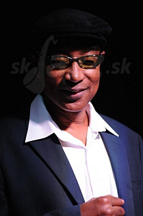  MICHAEL PATCHES STEWART  