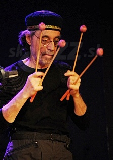  MIKE MAINIEREI  