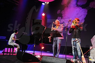  AKI+RUDI+NILS  
