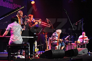  AKI TAKASE´S NEW BLUES PROJECT  