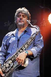  TONY  