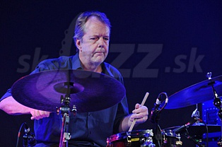  TOM RAINEY  