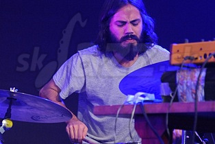  MAURICIO TAKARA  