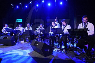  SWING SOCIETY ORCHESTRA  