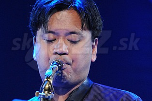  JON IRABAGON  