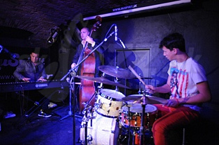  IBA TRIO  