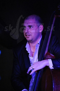  TOMÁŠ  