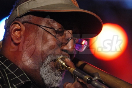 CURTIS MATAW FOWLKES