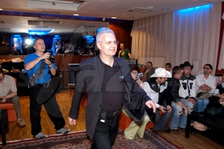 PAVOL IDE PREBERAŤ CENU