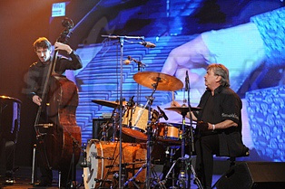  PETR + CYRIL  