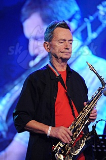  ZBIGNIEW  