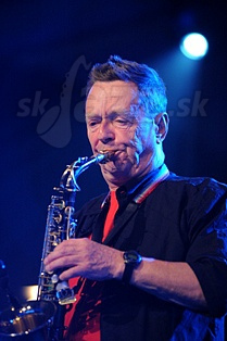  ZBIGNIEW  