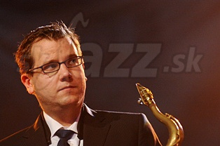  MIRO  