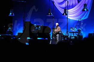  JAN GARBAREK QUARTET  