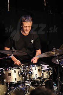  AUDUN  