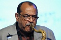  ERNIE WATTS  