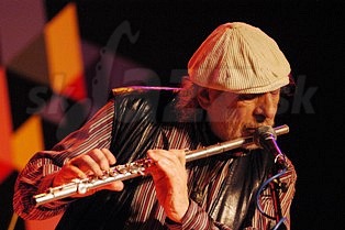  JIŘÍ  
