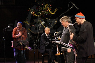  DWIGHT TRIBLE&PAUL ZAUNER SEXTET  