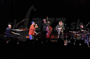 DWIGHT TRIBLE &PAUL ZAUNER SEXTET  
