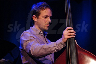  PHILIPP MOLL  