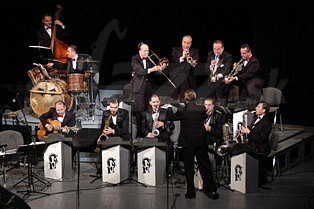  ONDŘEJ HAVELKA + MELODY MAKERS  