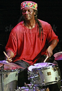  HAMID DRAKE  
