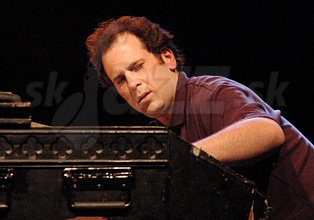  LARRY GOLDINGS  