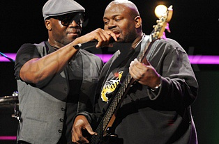  SPEVÁCKY DUET  