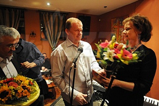  PRVÝ GRATULANT  