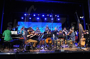  ANDROMEDA MEGA EXPRESS ORCHESTRA  