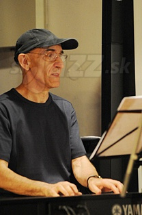  GABO JONÁŠ  