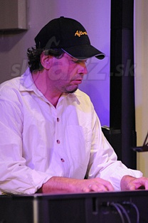  PETER PRELOŽNÍK  