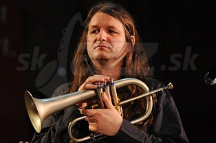  FRANZ HACKL  