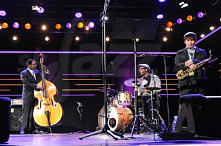  AARON+EMANUEL+YOSUKE  
