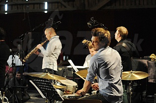  JIM ROTONDI ELECTRIC BAND  