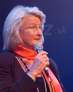  KARIN KROG  