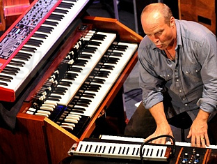  JOHN MEDESKI  