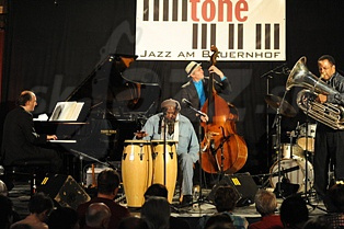  MANSUR SCOTT  QUARTET  