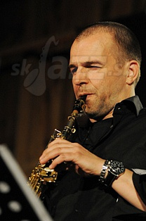  KLAUS GESING  