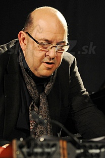  ULI  
