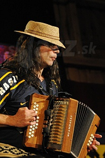  RENATO  