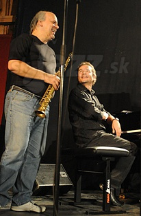  PEDRO + VICTOR  