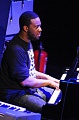  ROBERT GLASPER  