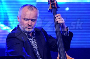  ROBERT RAGAN  