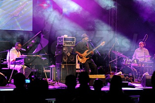  PAUL JACKSON  TRIO  