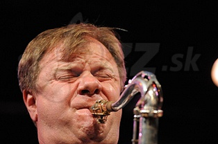  IGOR  