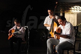  DIKNU SCHNEEBERGER TRIO  