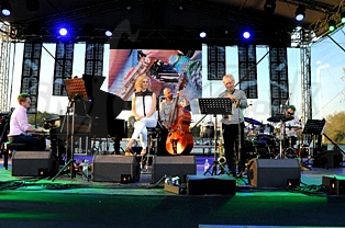 MARTA KRÓL & BAND  