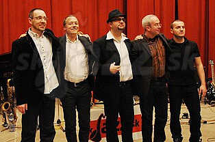  ŠTEFAN PIŠTA BARTUŠ & JAZZBROTHERS  