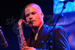 NIKOLAJ NIKITIN